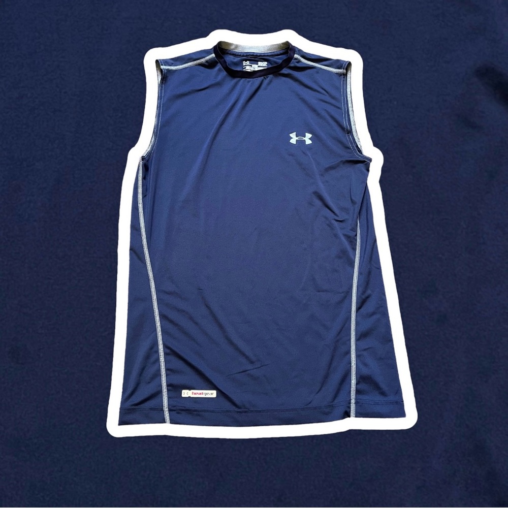 Navy blue under Armour cut off heat gear stretchy shirt